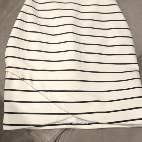 NWOT LIKELY Striped dress - Picture 7 of 9